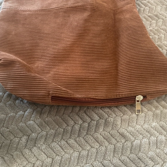 Corduroy shoulder bags - Picture 5 of 13